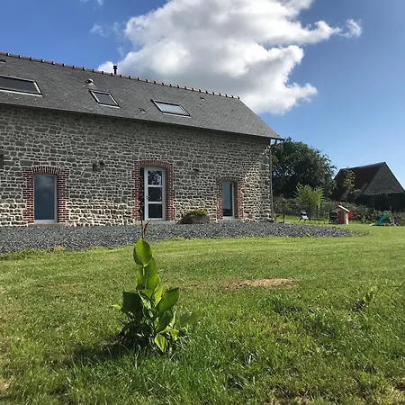 Gite Les Colombes-charmante Maison Campagne Sainte-Cécile